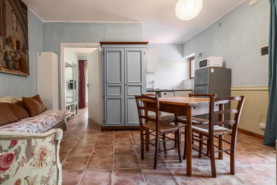 Property building, Living room
