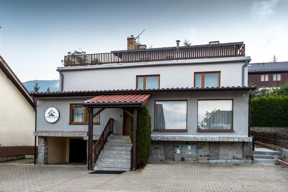 Property building, Day