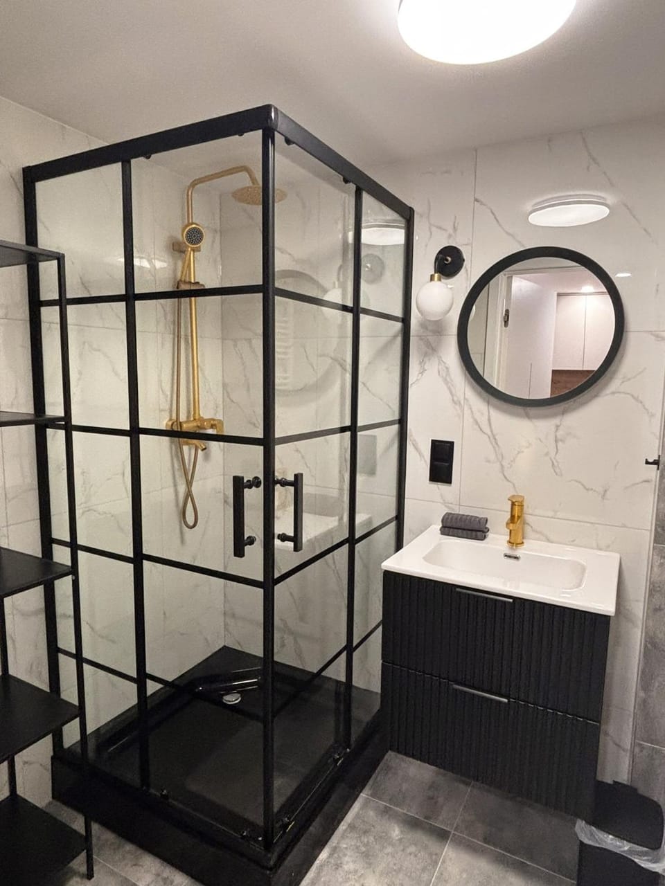 Shower, Bathroom