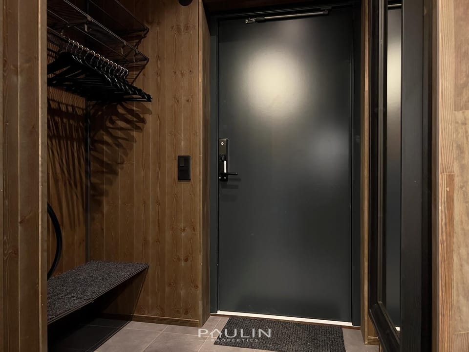 Lindvallen Ski Resort Pool and Padel - Sauna - 4 Guests Apartment in Sweden