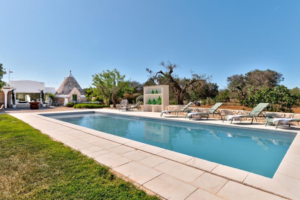 Property building, Swimming pool