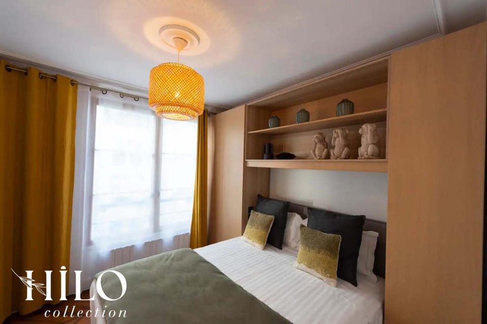 Bed, Bedroom, wardrobe
