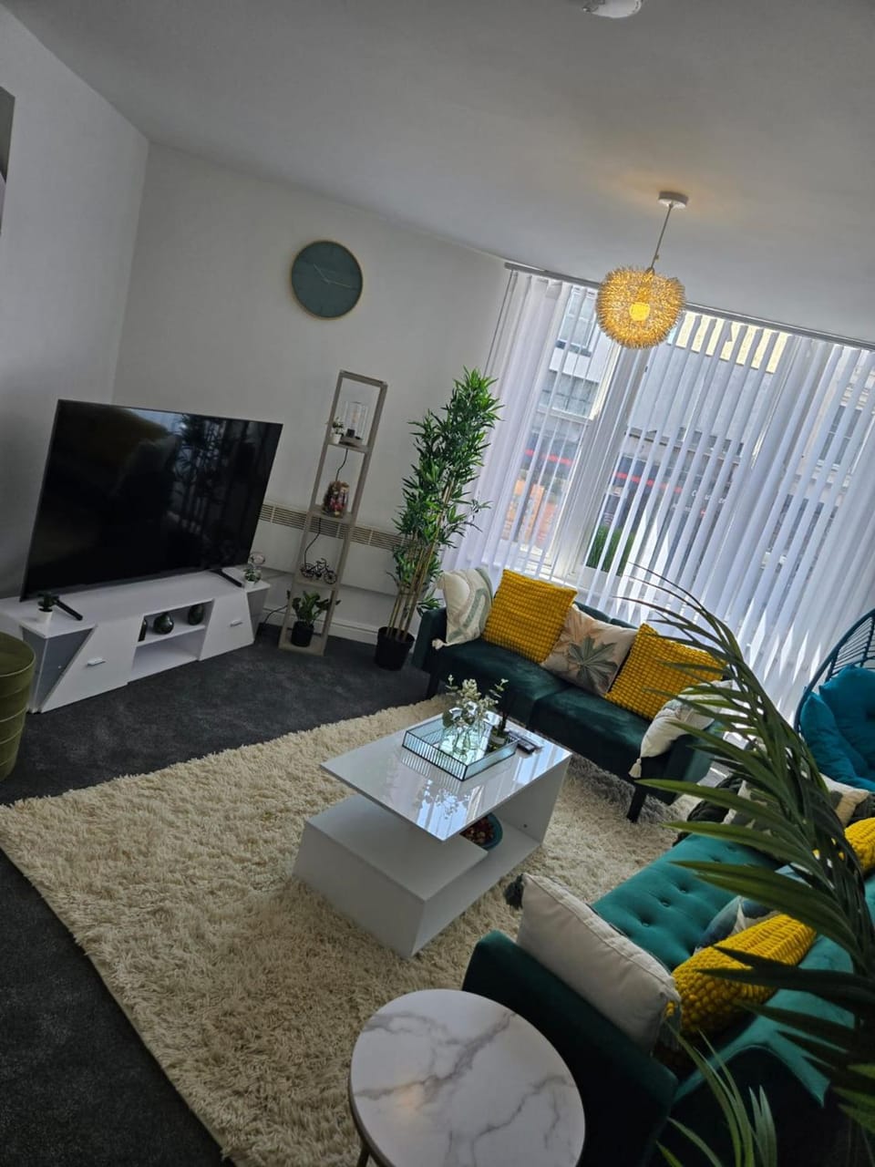 Communal lounge/ TV room, TV and multimedia, View (from property/room), Living room