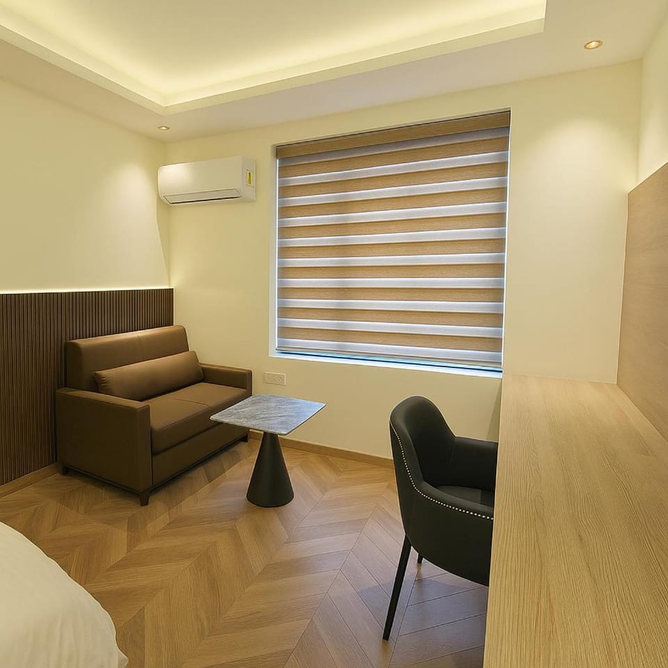 Seating area, air conditioner
