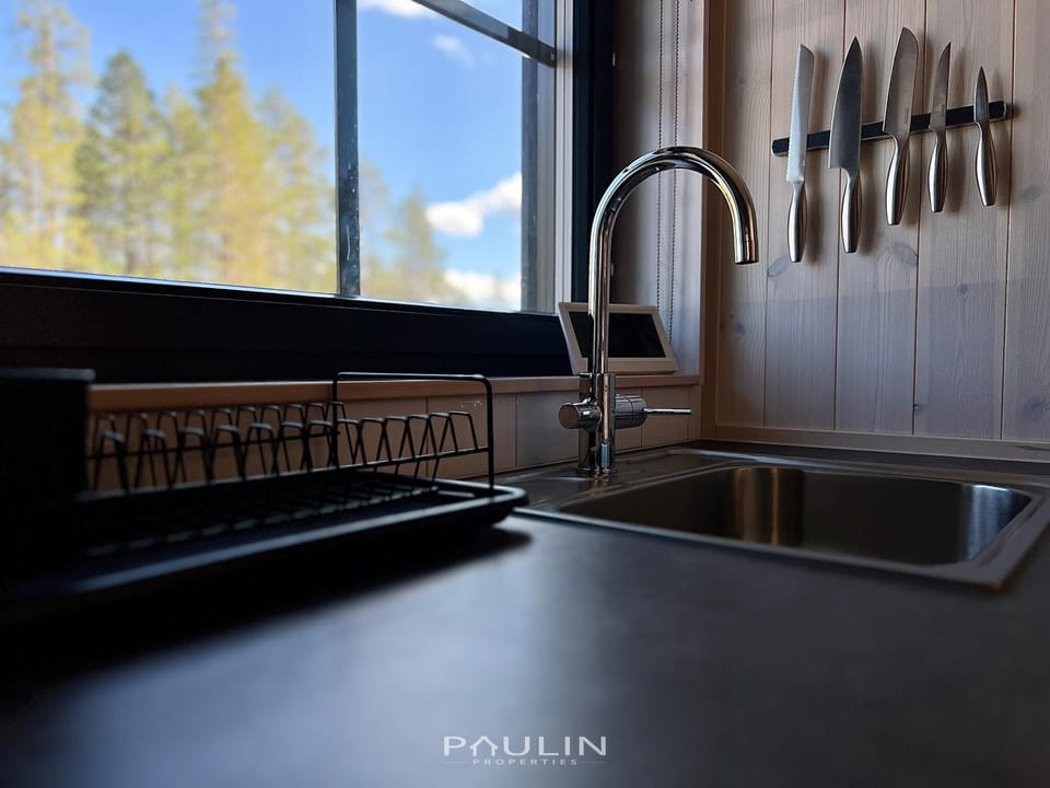 Lindvallen Ski Resort Pool and Padel - Sauna - 6 Guests Apartment in Sweden