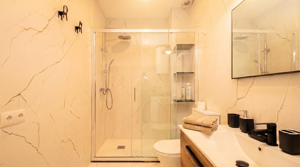 Shower, Bathroom