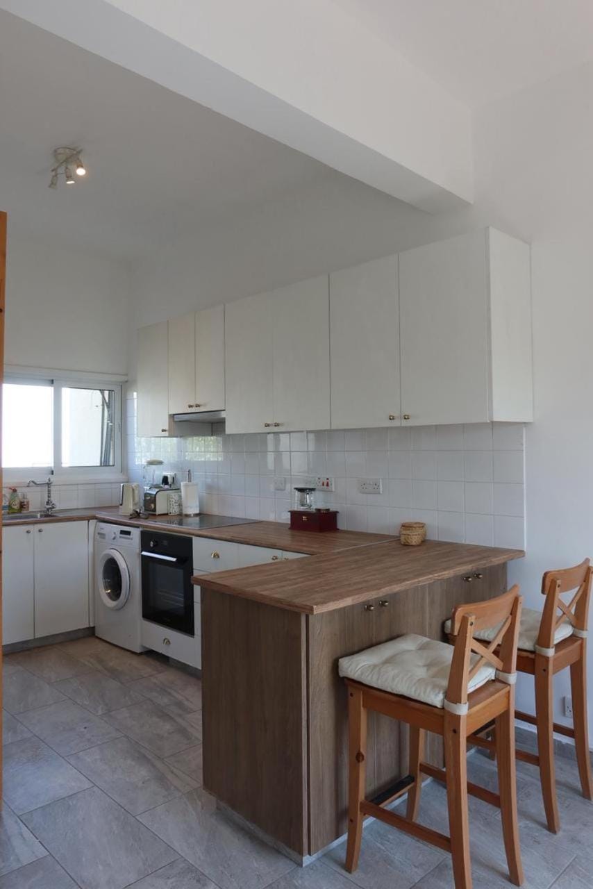 Cozy Holiday Apartment with Balcony Apartment in Oroklini