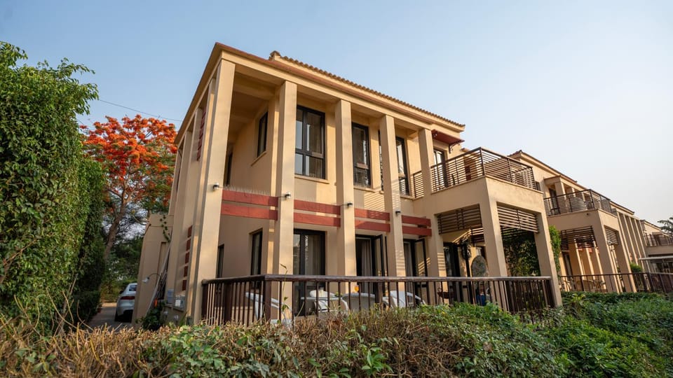 Property building, Day