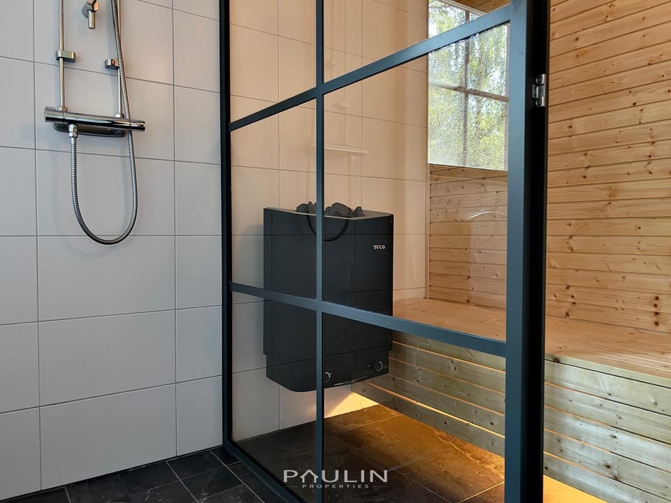 Lindvallen Ski Resort Pool and Padel - Sauna - 6 Guests Apartment in Sweden