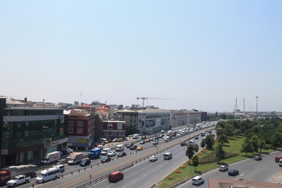 City view, Area and facilities