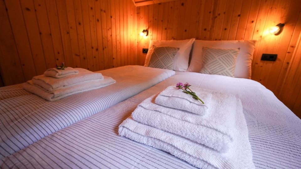 Glamping Avantura- a natural getaway by the Kolpa River Chalet in Primorje-Gorski Kotar County