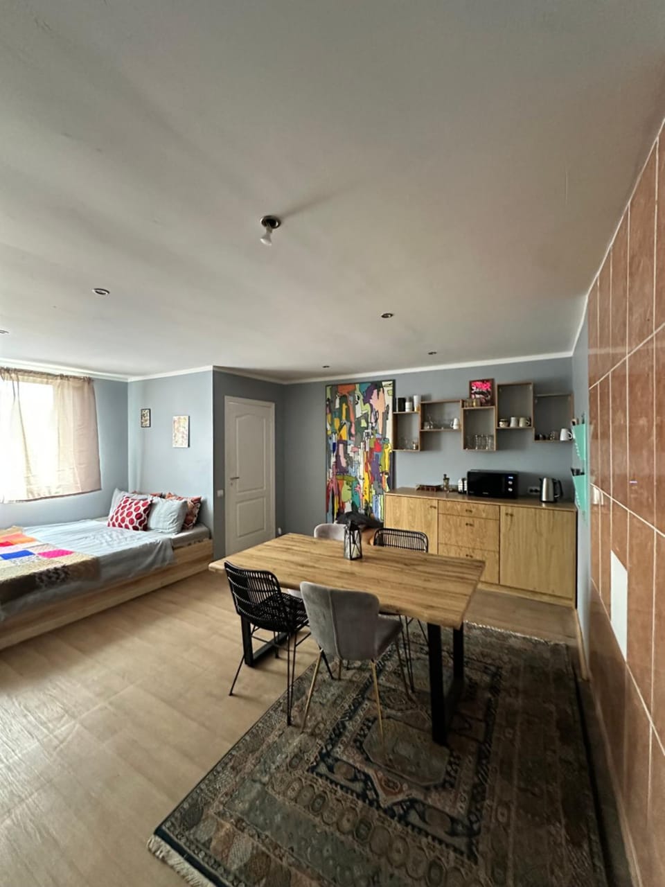 Kitchen or kitchenette, Photo of the whole room, Dining area
