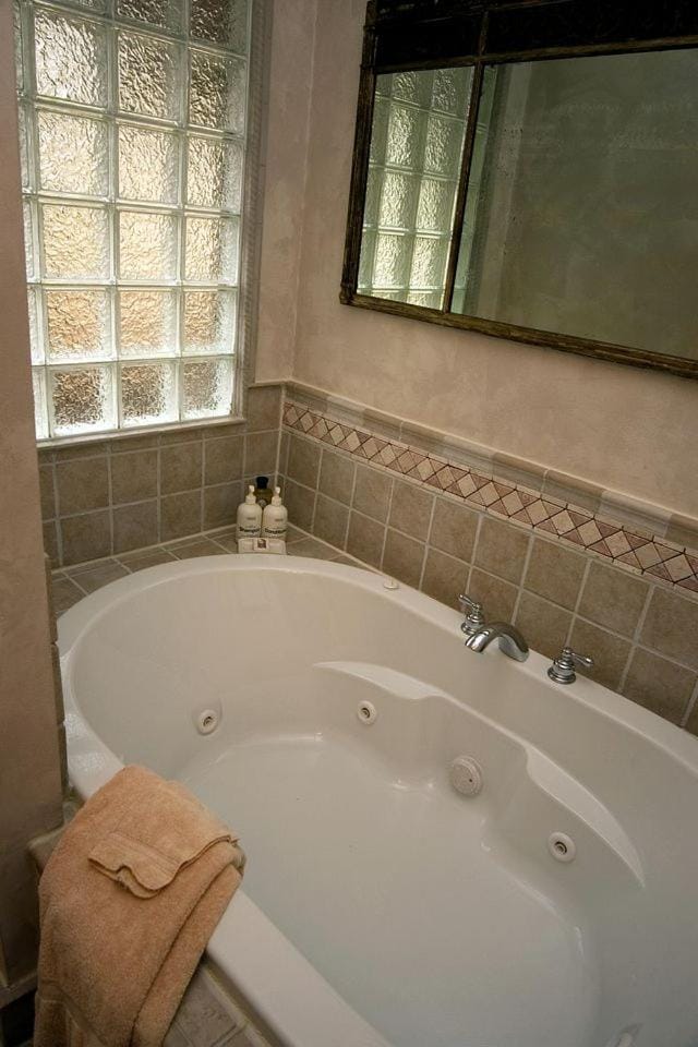 Fantastic Cabin Rental Perfect for a Family Vacation to Northwest Arkansas Cabin in Arkansas