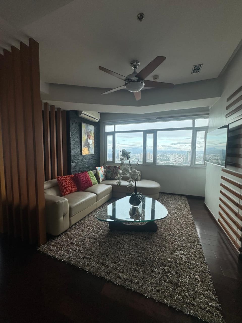 4 Bedroom Luxury Condo in Ortigas Apartment hotel in Pasig