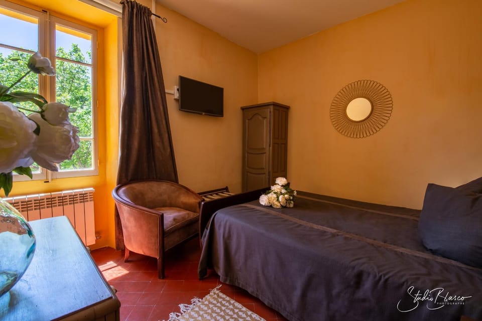 Le Relais Des Dentelles Bed and Breakfast in Provence-Alpes-Côte d'Azur