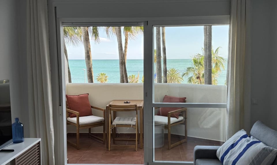 Balcony/Terrace, Sea view, Lunch, Dinner, Sunrise