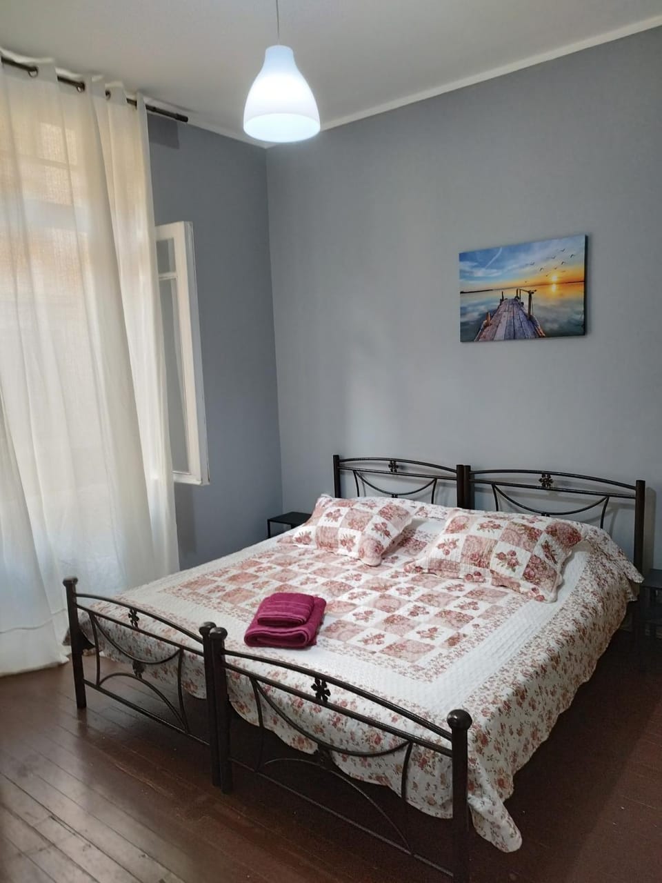 Apartment Atiki metro shared bathroom and kitchen Bed and Breakfast in Athens