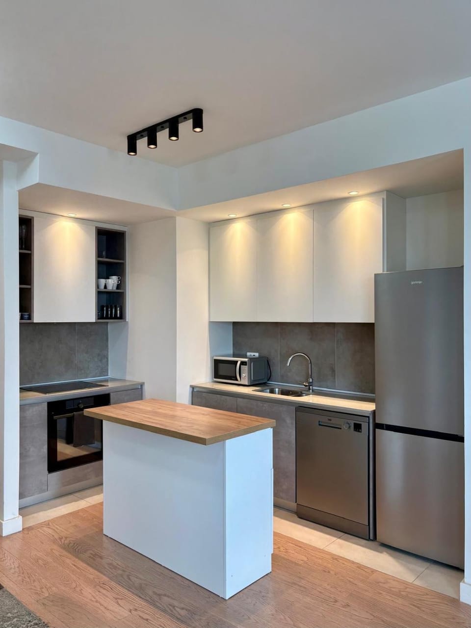 BW Aqua Waterside Sandy Apartment in Belgrade
