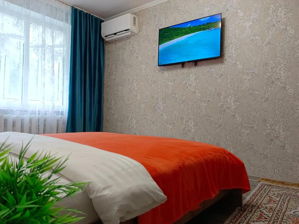 Bed, Neighbourhood, View (from property/room), View (from property/room), Balcony/Terrace, Balcony/Terrace, Bedroom, furniture, internet, air conditioner