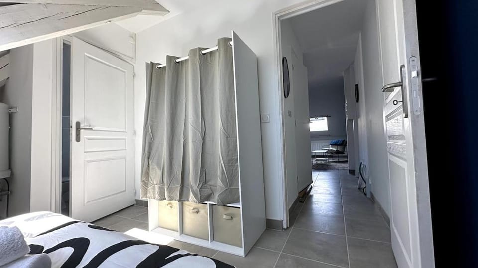 Le bleu - T2 cozy à 50m de la gare Apartment in Bourgogne-Franche-Comté