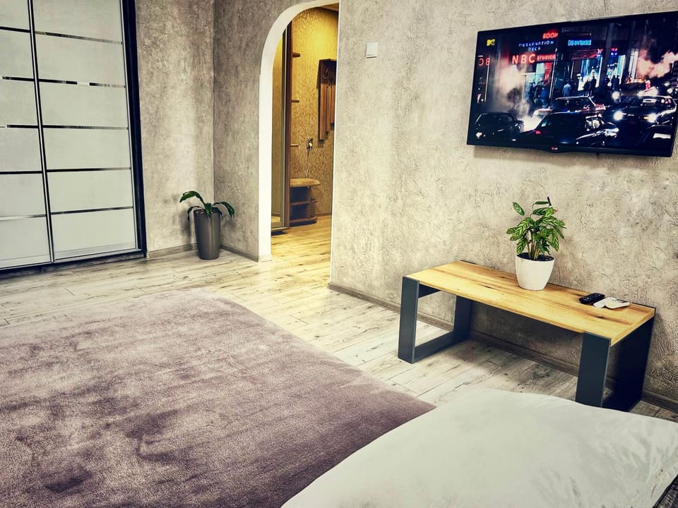 Квартира 2 хв від Київського ЖД вокзалу та ТЦ "Київ" Apartment in Ukraine