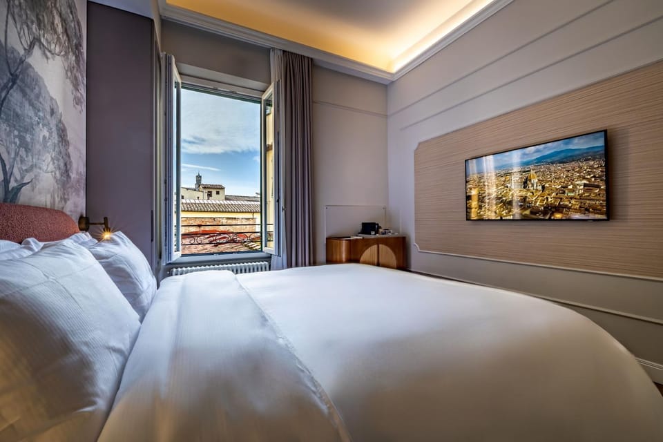 Bed, TV and multimedia, Coffee/tea facilities