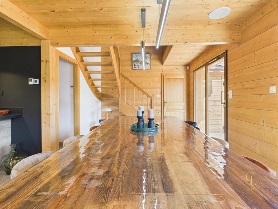 Decorative detail, Dining area