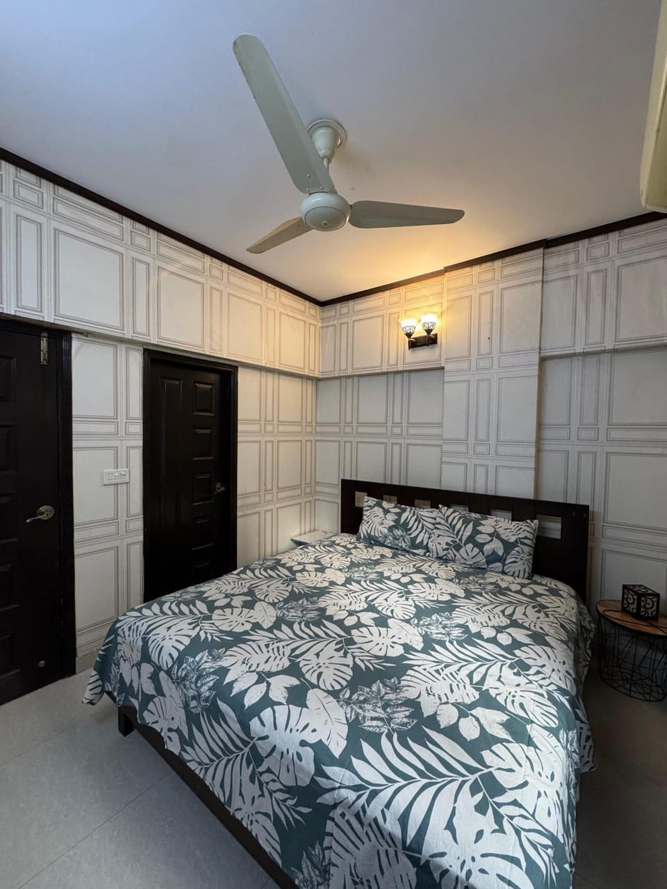 Cozy Haven Apt DHA P6 Big Bukhari Apartment in Karachi