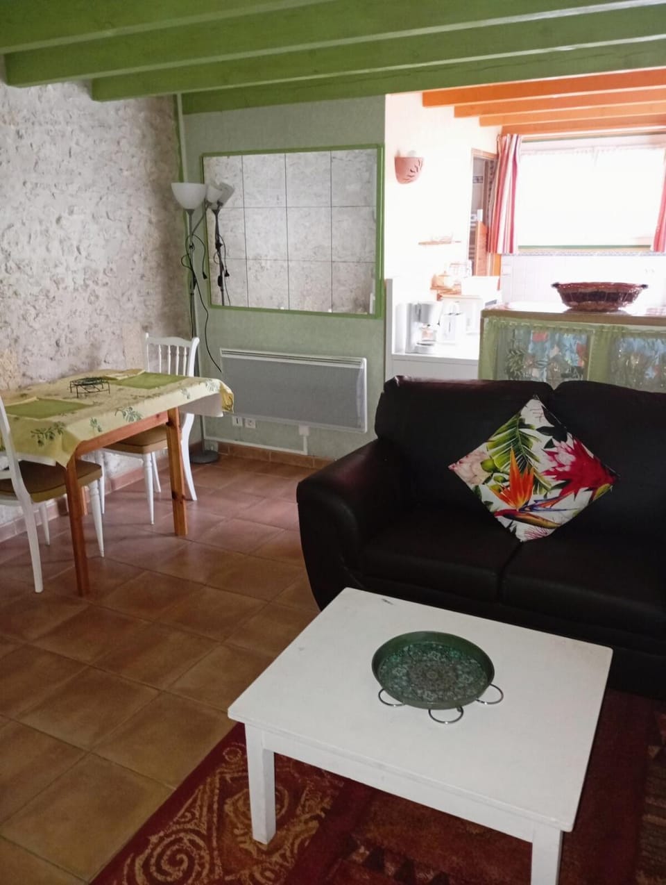 Le Charmant Duplex Apartment in Cognac