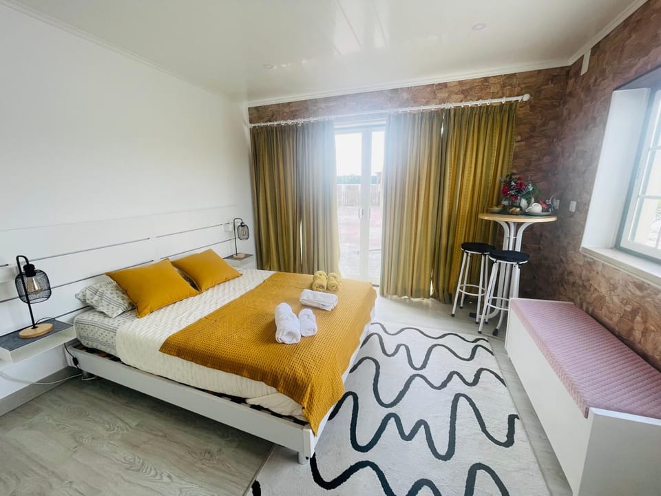 The Yellow Retreat Vacation rental in Lisbon District