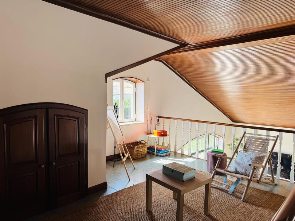 The Yellow Retreat Vacation rental in Lisbon District