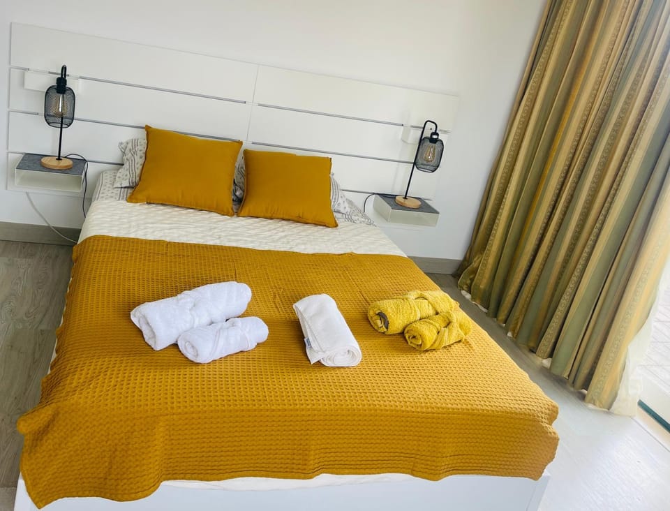 The Yellow Retreat Vacation rental in Lisbon District