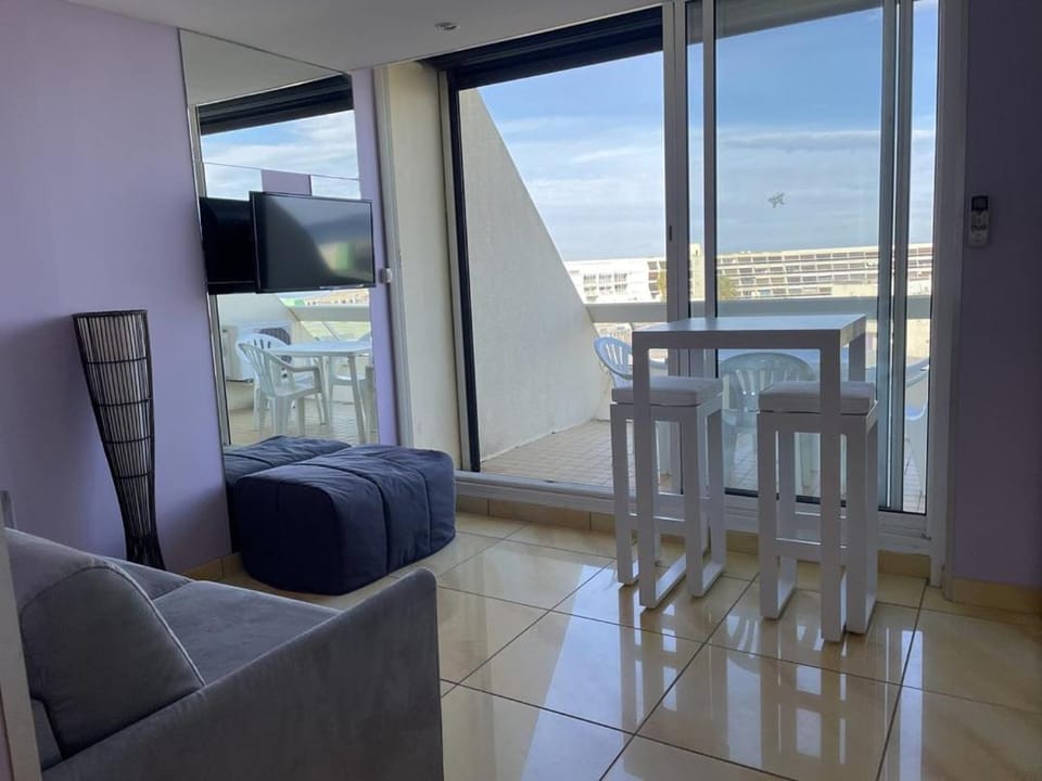 Studio Iris Héliopolis C 13 By AGN - 2 personnes Apartment in Agde