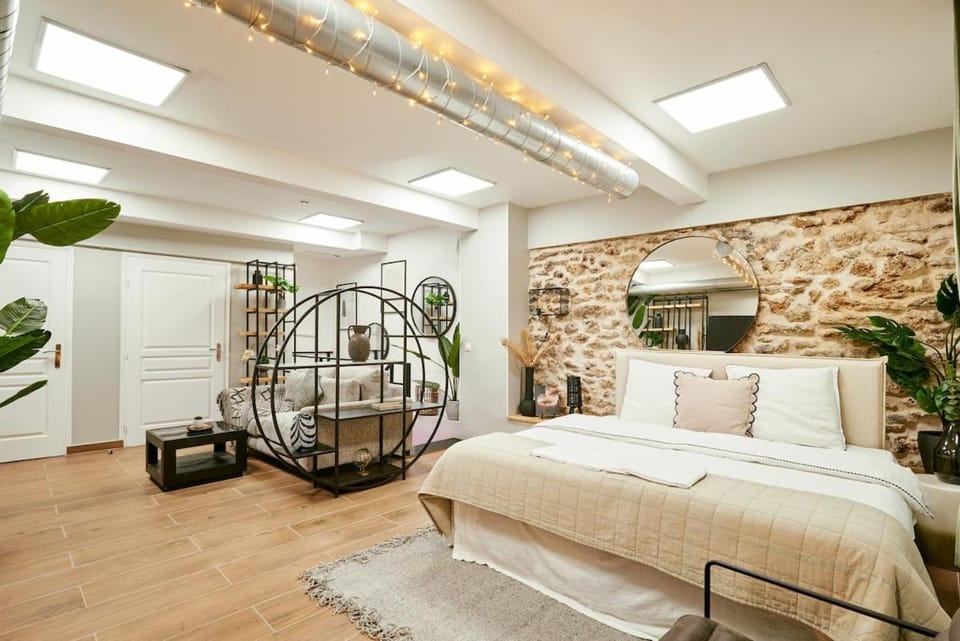 Loods Cinema - Florian Apartment in Paris