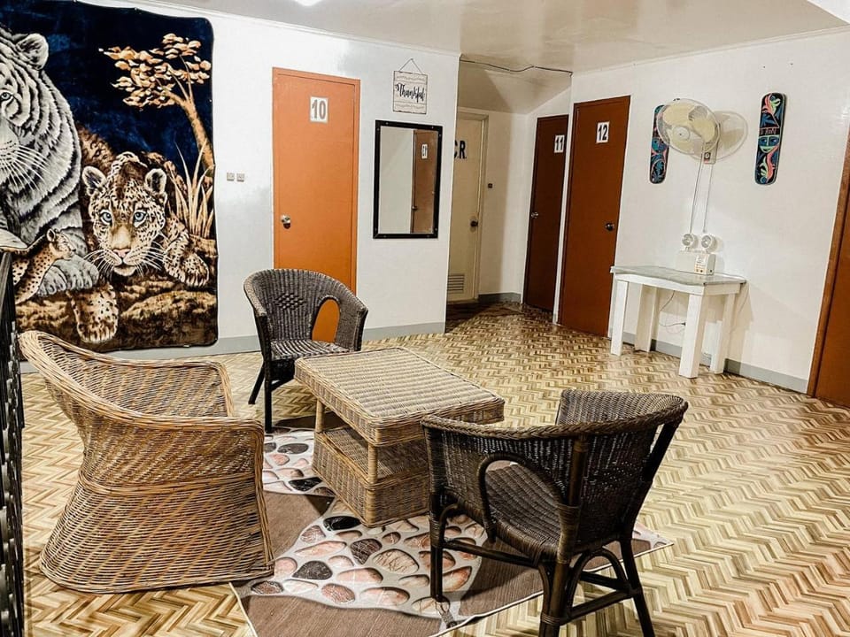 Mario's Travellers Inn Inn in Coron