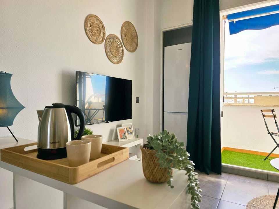 TV and multimedia, Coffee/tea facilities, View (from property/room), Balcony/Terrace, Living room