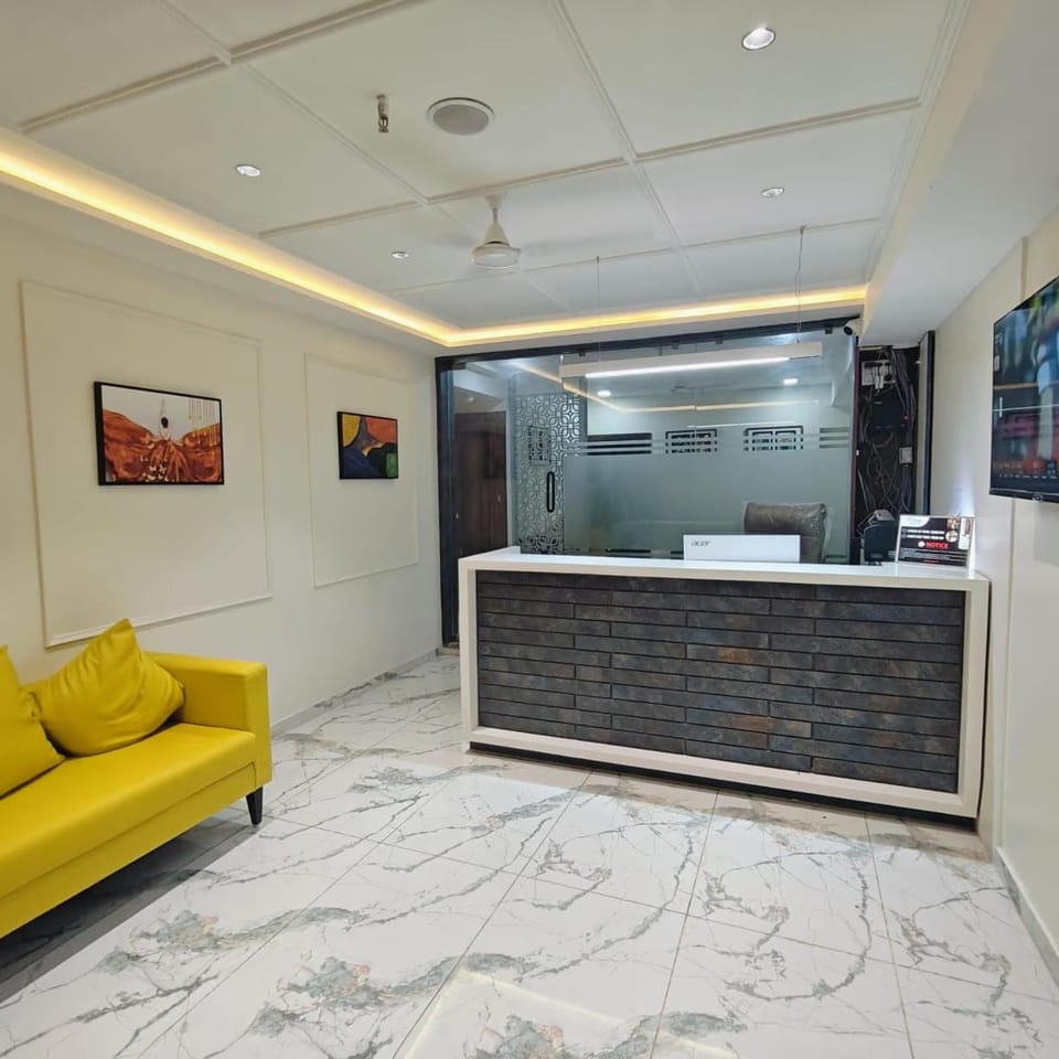 HOTEl MAPLE LEAF Hotel in Ahmedabad