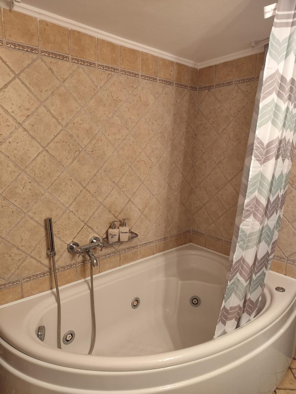 Hot Tub, Bath