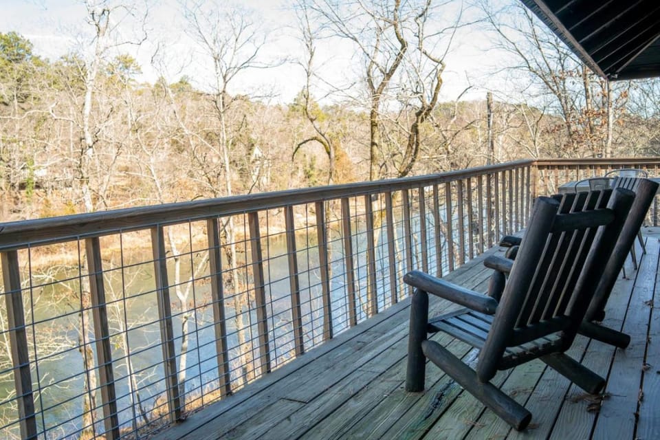 Lake Lucerne 9 -Nauti or Nice House in Eureka Springs