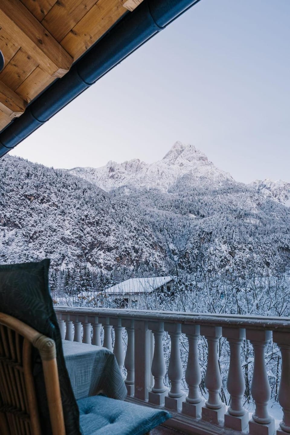 Winter, Balcony/Terrace, Mountain view