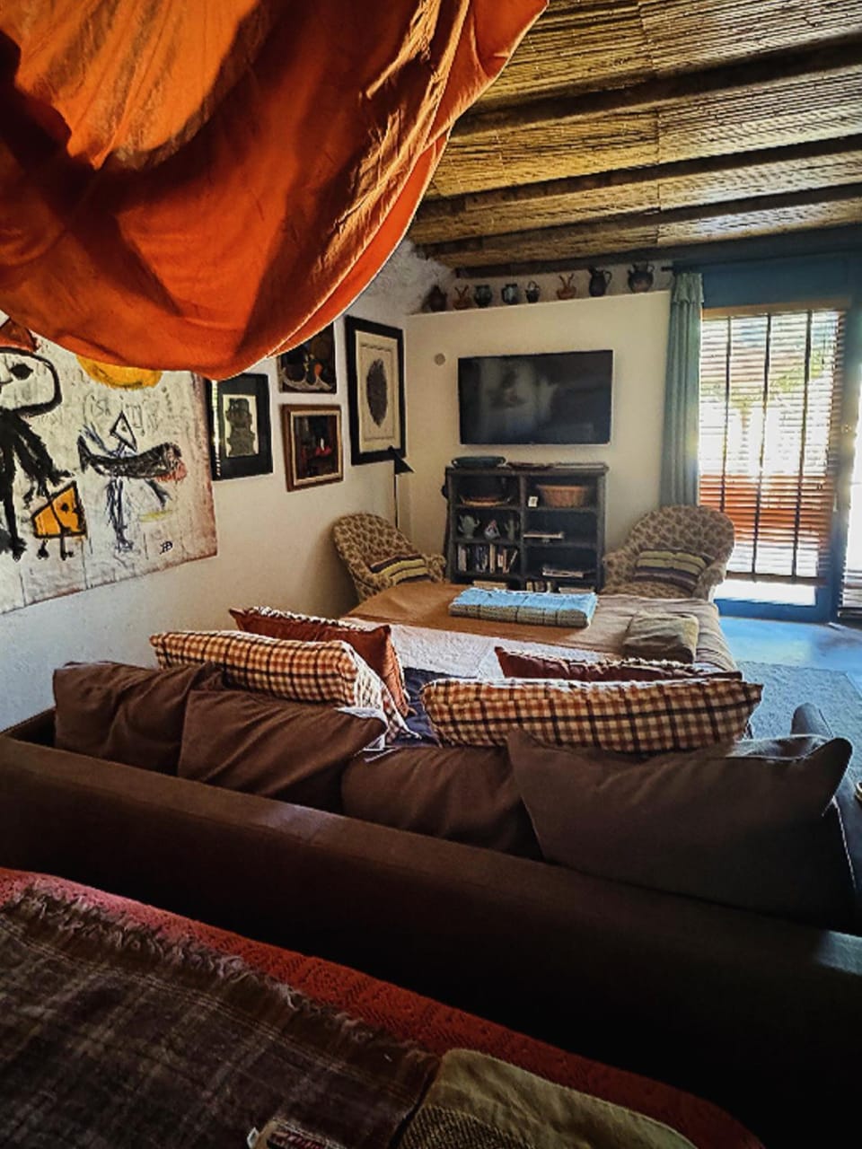 CaBaNa 52 La Suite troglodyte Proche Lourmarin Bed and Breakfast in La Roque-d'Anthéron