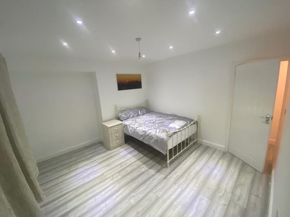 Bed, Bedroom, furniture