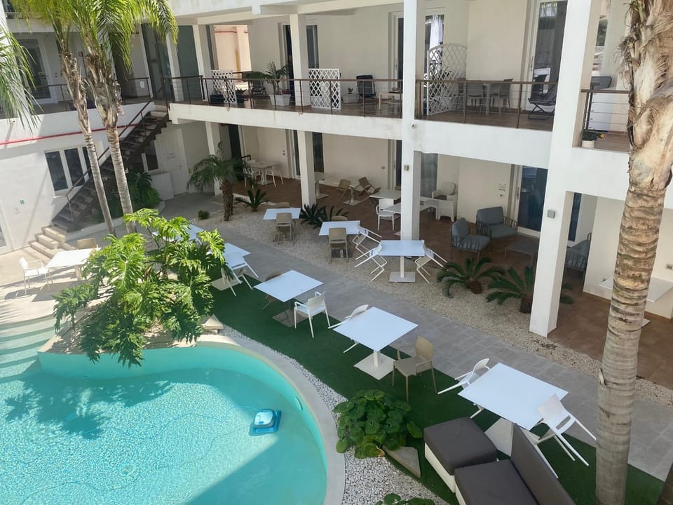 Balcony/Terrace, Pool view