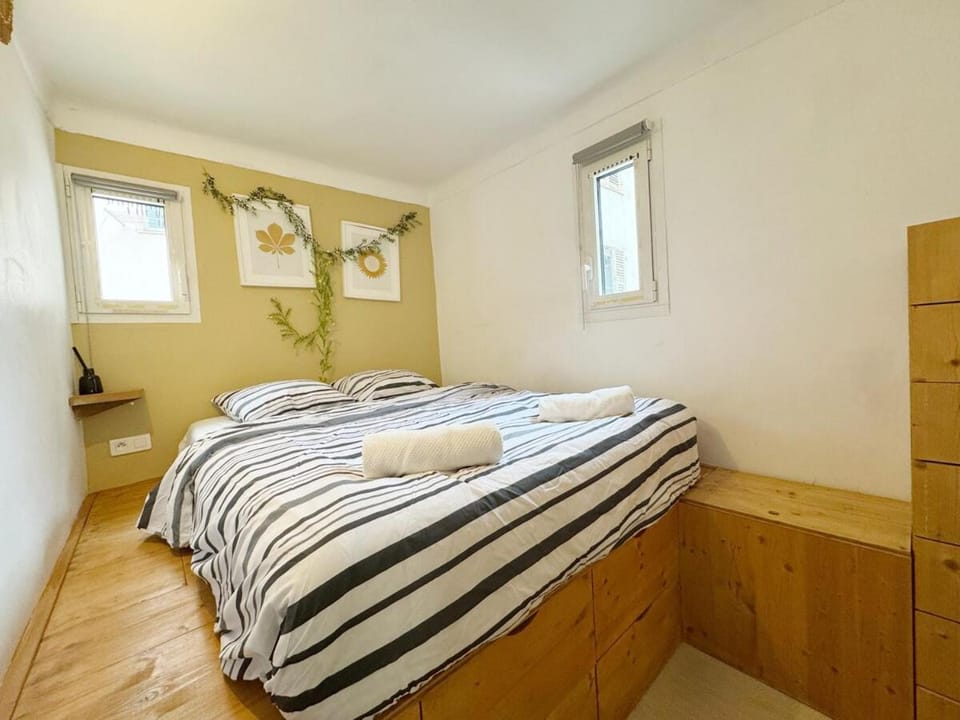 RF107 - Moderne 3P Nice Port Place du Pin Apartment in Nice