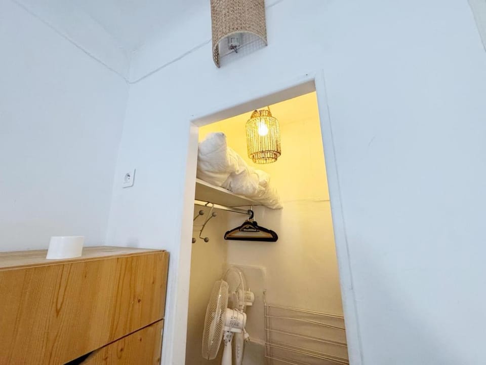 RF107 - Moderne 3P Nice Port Place du Pin Apartment in Nice