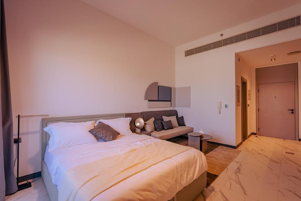 Voyage Studio In Mag City Apartment in Dubai