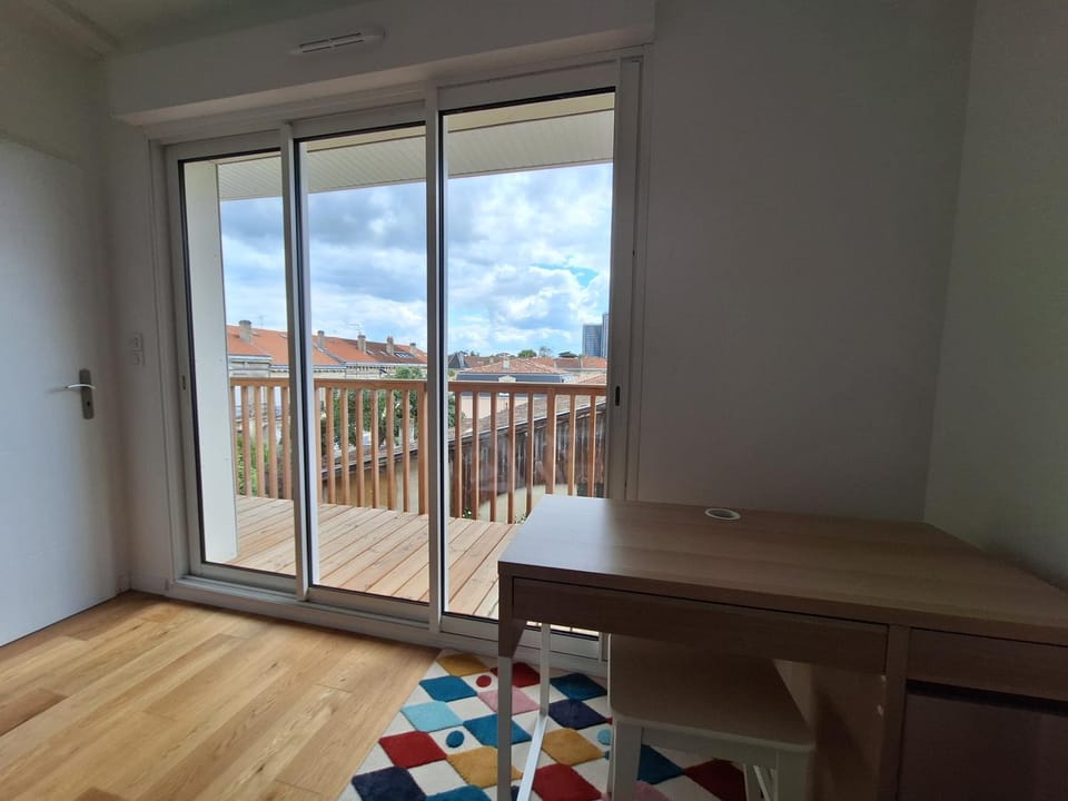 View (from property/room), Balcony/Terrace, Seating area
