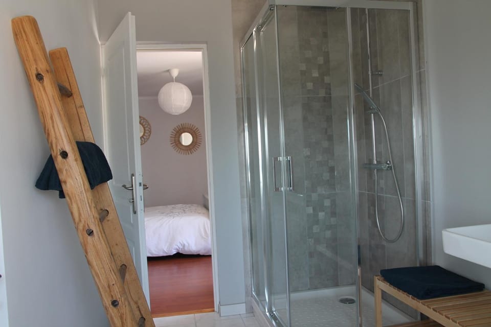 Bathroom, Bedroom