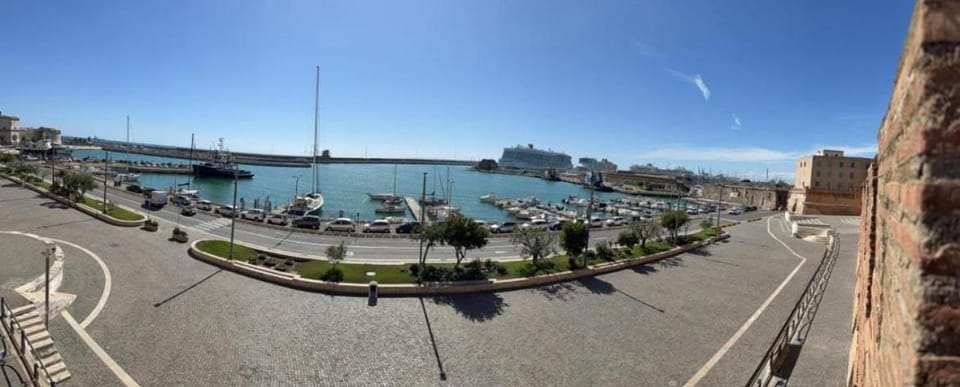 Emy Suites Bed and Breakfast in Civitavecchia