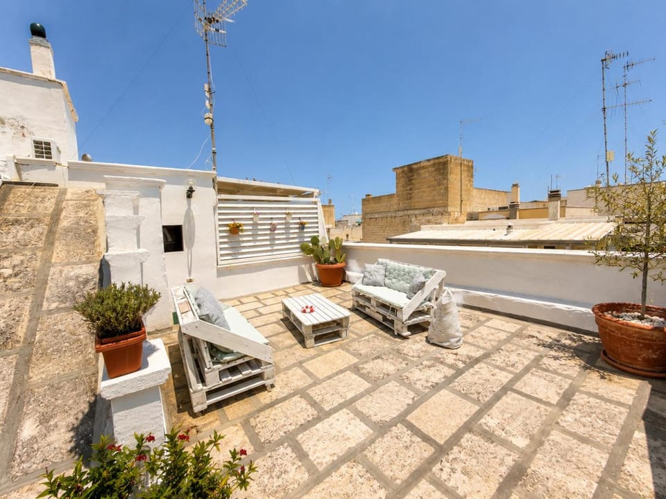 View (from property/room), Balcony/Terrace